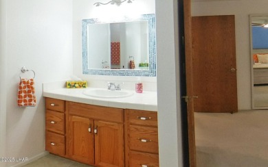 SELLER FINANCING AVAILABLE! Discover this beautifully furnished on London Bridge Golf Course in Arizona - for sale on GolfHomes.com, golf home, golf lot