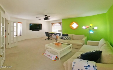 SELLER FINANCING AVAILABLE! Discover this beautifully furnished on London Bridge Golf Course in Arizona - for sale on GolfHomes.com, golf home, golf lot