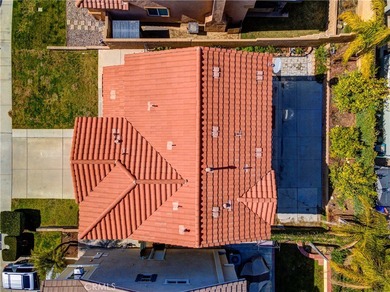 Welcome to this charming 3-bedroom, 2.5-bathroom home located in on Sierra Lakes Golf Club in California - for sale on GolfHomes.com, golf home, golf lot