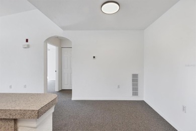 Here's your chance to own this beautiful 1 bed/1 bath, 752 sqft on Lakewood Ranch Golf and Country Club in Florida - for sale on GolfHomes.com, golf home, golf lot