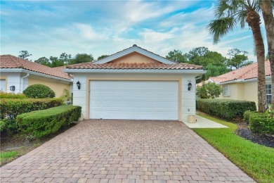 Welcome to this comfy 2 Bedroom, 2 bathroom, 2 Car Garage on The Florida Club in Florida - for sale on GolfHomes.com, golf home, golf lot