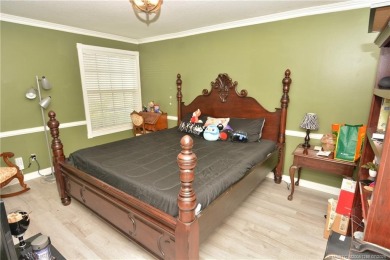 Welcome to this comfy 2 Bedroom, 2 bathroom, 2 Car Garage on The Florida Club in Florida - for sale on GolfHomes.com, golf home, golf lot