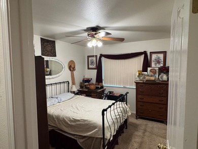 Nice, well established Golf Access Home.  Three Bedrooms, 2 on Lake Shastina Golf Course in California - for sale on GolfHomes.com, golf home, golf lot