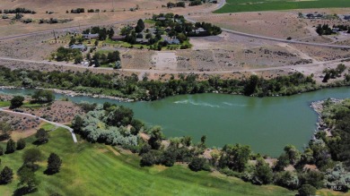 Elevated lot overlooking Clear Lakes Golf Course. This lot has on Clear Lake Country Club in Idaho - for sale on GolfHomes.com, golf home, golf lot