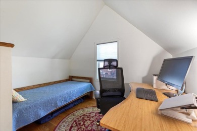 Laura Doocy, M: , caroleandlaura,   - Don't miss this Brick on Field Club of Omaha in Nebraska - for sale on GolfHomes.com, golf home, golf lot