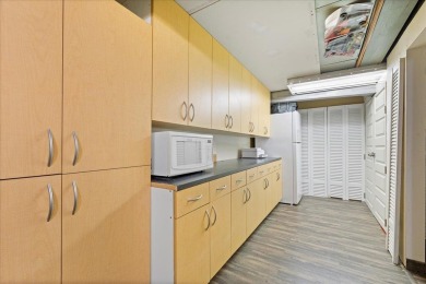 Laura Doocy, M: , caroleandlaura,   - Don't miss this Brick on Field Club of Omaha in Nebraska - for sale on GolfHomes.com, golf home, golf lot