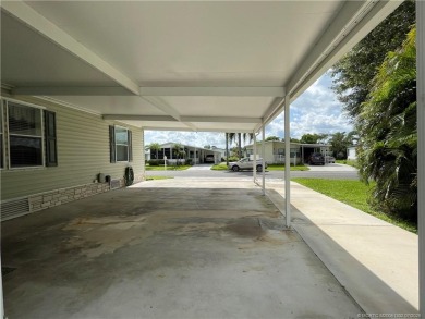 This home truly has it all! 3 bedrooms/2 bath + bonus room on Indianwood Golf and Country Club in Florida - for sale on GolfHomes.com, golf home, golf lot