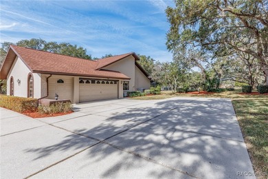 Location, Location, Location. This exquisite 3 bedroom 3 bath on Citrus Hills Golf Club in Florida - for sale on GolfHomes.com, golf home, golf lot