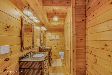 Stunning custom-built log chalet in desirable Eagle Rock Resort on Eagle Rock Golf and Ski Resort in Pennsylvania - for sale on GolfHomes.com, golf home, golf lot