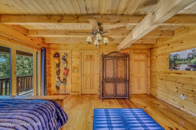 Stunning custom-built log chalet in desirable Eagle Rock Resort on Eagle Rock Golf and Ski Resort in Pennsylvania - for sale on GolfHomes.com, golf home, golf lot