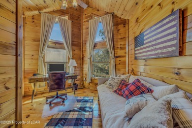Stunning custom-built log chalet in desirable Eagle Rock Resort on Eagle Rock Golf and Ski Resort in Pennsylvania - for sale on GolfHomes.com, golf home, golf lot