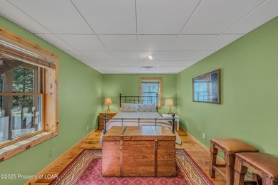 Stunning custom-built log chalet in desirable Eagle Rock Resort on Eagle Rock Golf and Ski Resort in Pennsylvania - for sale on GolfHomes.com, golf home, golf lot