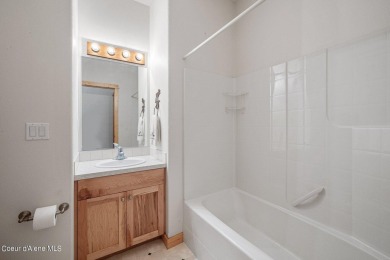 Wonderful, furnished townhome on the 14th AND 15th green of on Stoneridge Golf Club in Idaho - for sale on GolfHomes.com, golf home, golf lot