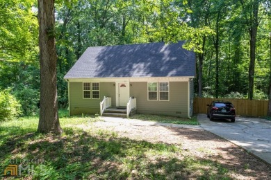 Located in Lake Wildwood, this 3 bedroom 2 bath home offers a on Golf Club of Macon in Georgia - for sale on GolfHomes.com, golf home, golf lot