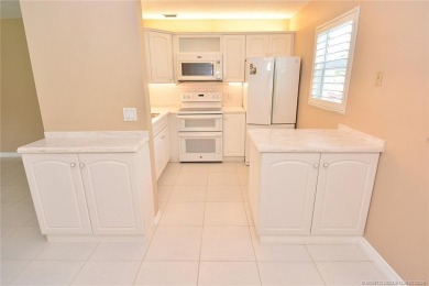 Come and enjoy this fully updated first floor 2 bedrm 2 bath on Pine Lakes Golf Club in Florida - for sale on GolfHomes.com, golf home, golf lot