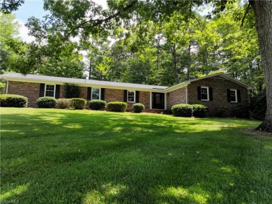 Beautiful Brick 3 Bedroom, 2 Full Bath, Well Maintained Home on Pilot Knob Park Country Club in North Carolina - for sale on GolfHomes.com, golf home, golf lot