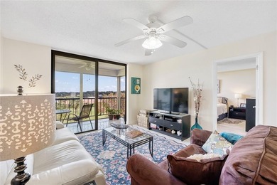Beautifully updated 2BR/2BA condo with an eastern exposure & on Deer Creek Golf Club in Florida - for sale on GolfHomes.com, golf home, golf lot