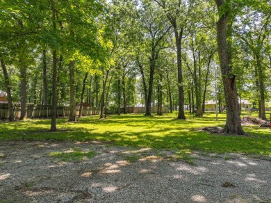 Beautiful 4BR, 3.5 Bath home near Patricia Island -NO HOA, but on Patricia Island Golf Club in Oklahoma - for sale on GolfHomes.com, golf home, golf lot