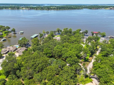 Beautiful 4BR, 3.5 Bath home near Patricia Island -NO HOA, but on Patricia Island Golf Club in Oklahoma - for sale on GolfHomes.com, golf home, golf lot