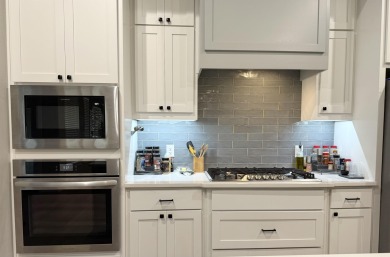 This beautifully maintained one-owner home sits in a desirable on Pheasant Run in Oklahoma - for sale on GolfHomes.com, golf home, golf lot
