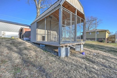 Great investment property/fixer upper with plenty of outdoor on The Crossings Golf Club in Tennessee - for sale on GolfHomes.com, golf home, golf lot