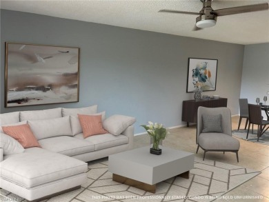 A WONDERFUL Location In The Heart Of Naples! Welcome To Your on Royal Palm Golf Club in Florida - for sale on GolfHomes.com, golf home, golf lot