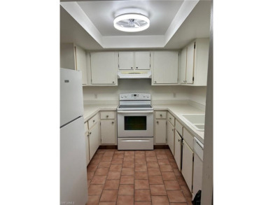 A WONDERFUL Location In The Heart Of Naples! Welcome To Your on Royal Palm Golf Club in Florida - for sale on GolfHomes.com, golf home, golf lot