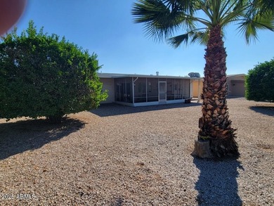 VERY WELL MAINTAINED 2 BED 2 BATH HOME ON A GREAT STREET IN on Sun City-Willow Creek / Willow Brook  in Arizona - for sale on GolfHomes.com, golf home, golf lot