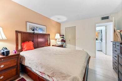 IMMEDIATE RENTAL, NO HOLDS Beautiful 2/2 second Floor Unit for on Addison Reserve in Florida - for sale on GolfHomes.com, golf home, golf lot