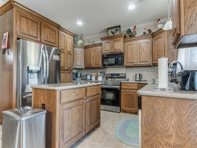 Investor Opportunity - Duplex Backing up to Golf Course!! on Golf Club At Surrey Hills in Oklahoma - for sale on GolfHomes.com, golf home, golf lot