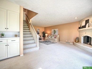 Dawn Grimshaw, M: , dgrimshaw,   - Beautiful condo in the gated on Oak Hills Country Club in Nebraska - for sale on GolfHomes.com, golf home, golf lot