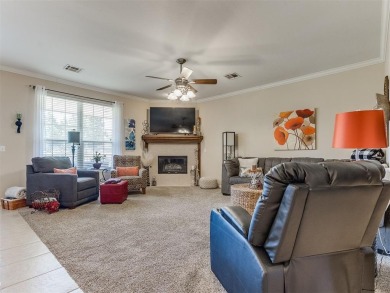 Investor Opportunity - Duplex Backing up to Golf Course!! on Golf Club At Surrey Hills in Oklahoma - for sale on GolfHomes.com, golf home, golf lot