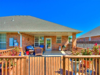 Investor Opportunity - Duplex Backing up to Golf Course!! on Golf Club At Surrey Hills in Oklahoma - for sale on GolfHomes.com, golf home, golf lot