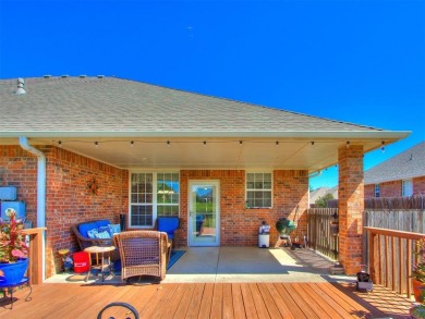 Investor Opportunity - Duplex Backing up to Golf Course!! on Golf Club At Surrey Hills in Oklahoma - for sale on GolfHomes.com, golf home, golf lot