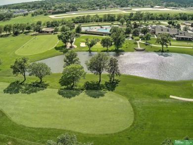 Dawn Grimshaw, M: , dgrimshaw,   - Beautiful condo in the gated on Oak Hills Country Club in Nebraska - for sale on GolfHomes.com, golf home, golf lot