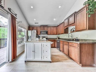 **This well-maintained home is MOVE IN READY!!** Nestled in a on The Highlands Course at Lake Arrowhead in Georgia - for sale on GolfHomes.com, golf home, golf lot