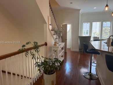 This townhome features 2806 SF, 3BR/3.5BA, 2/C gar/with extra on Country Club of Hilton Head in South Carolina - for sale on GolfHomes.com, golf home, golf lot