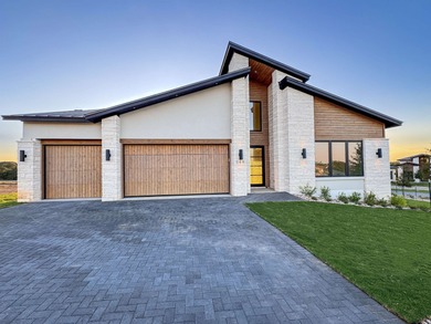 Christmas promo: $25,000 allowance plus Links-level initiation on Summit Rock Golf Course in Texas - for sale on GolfHomes.com, golf home, golf lot