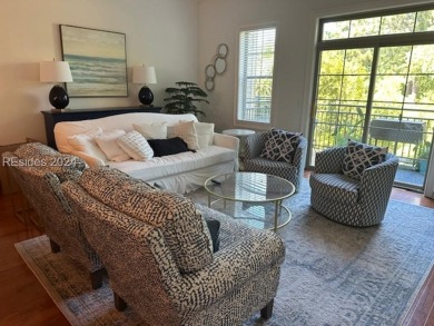 This townhome features 2806 SF, 3BR/3.5BA, 2/C gar/with extra on Country Club of Hilton Head in South Carolina - for sale on GolfHomes.com, golf home, golf lot