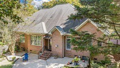 Pristine condition with a beautiful mature landscape! A fabulous on Brook Valley Country Club in North Carolina - for sale on GolfHomes.com, golf home, golf lot