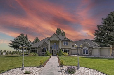 This Stunning 6,547 sq. ft. 4-bed, 4.5-bath home with on Hamilton Golf Club in Montana - for sale on GolfHomes.com, golf home, golf lot
