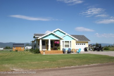 VIEWS VIEWS VIEWS Well maintained home with unobstructed views on Star Valley RV Golf Course in Wyoming - for sale on GolfHomes.com, golf home, golf lot