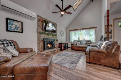 Get Ready for Summer in The Hideout!Fully furnished and move-in on The Hideout Golf in Pennsylvania - for sale on GolfHomes.com, golf home, golf lot