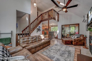 Get Ready for Summer in The Hideout!Fully furnished and move-in on The Hideout Golf in Pennsylvania - for sale on GolfHomes.com, golf home, golf lot