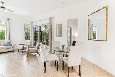 TREMENDOUS OPPORTUNITY FOR THIS COZY 2BR+DEN, 2 BA VILLA on Ibis Golf and Country Club in Florida - for sale on GolfHomes.com, golf home, golf lot