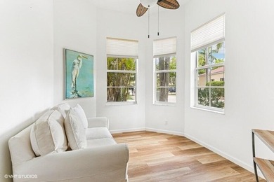 TREMENDOUS OPPORTUNITY FOR THIS COZY 2BR+DEN, 2 BA VILLA on Ibis Golf and Country Club in Florida - for sale on GolfHomes.com, golf home, golf lot