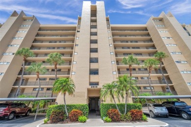 GATED CONDO  IN CLEARWATER W/ GORGEOUS VIEWS OF TAMPA BAY  GOLF on Cove Cay Country Club in Florida - for sale on GolfHomes.com, golf home, golf lot