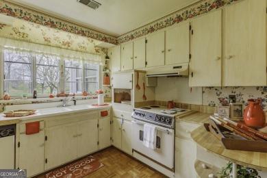 Y'all, come on in and let this custom-built 3-bedroom on High Point Golf Course in Georgia - for sale on GolfHomes.com, golf home, golf lot