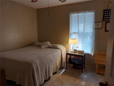 Charming 3-bedroom, 2-bath home in the desirable StillWaters on Stillwaters Golf and Country Club in Alabama - for sale on GolfHomes.com, golf home, golf lot