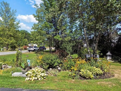 Welcome to this charming Colonial Revival offering 3 bedrooms on J.W. Parks Golf Course in Maine - for sale on GolfHomes.com, golf home, golf lot